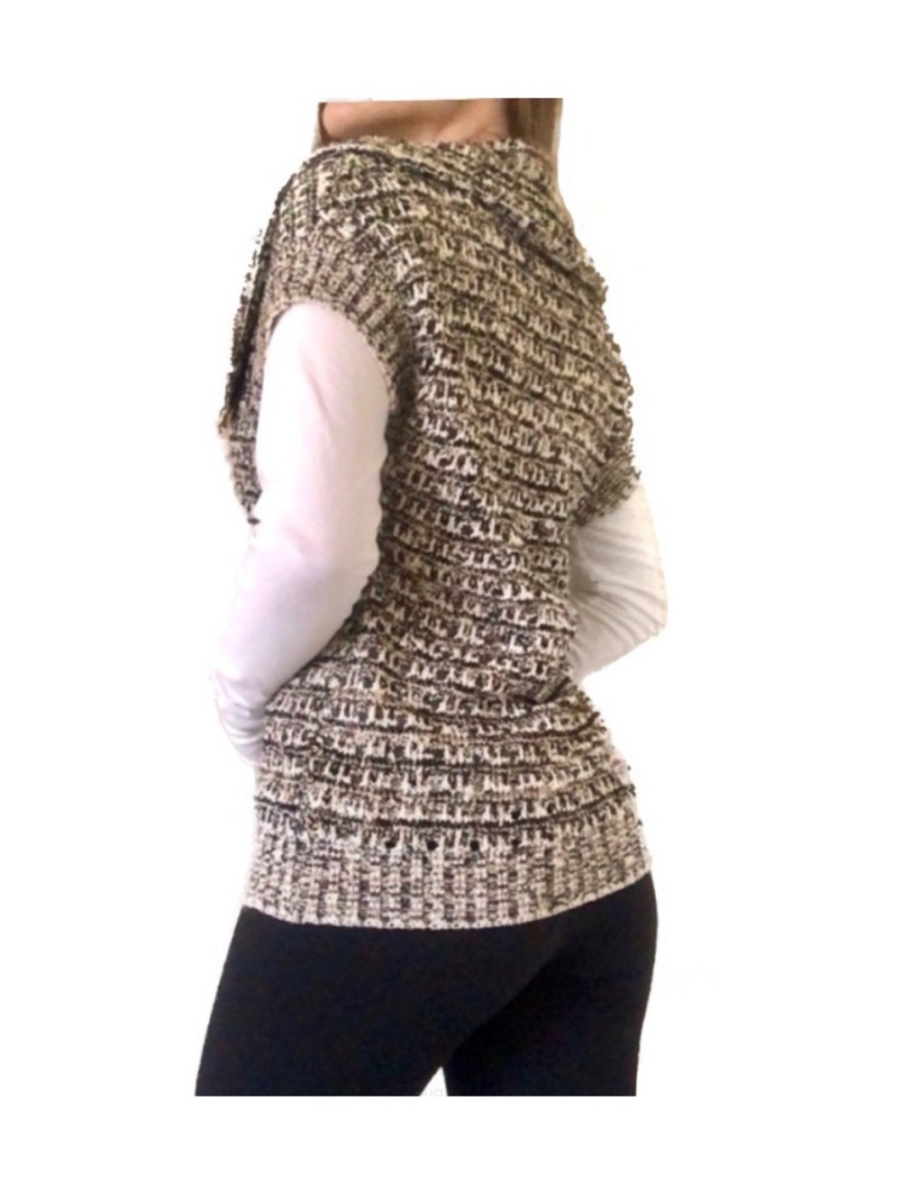 St. John Designer Crochet Knitted Snap Closure Collared Sleeveless Sweater Vest
